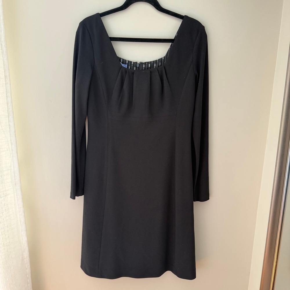 Kay Unger New York Black Long Sleeve Pleated Scoop Neck Sheath Dress Size 10